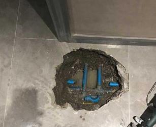 港口阳台漏水维修公司分享下暖气管道漏水的原因有哪些